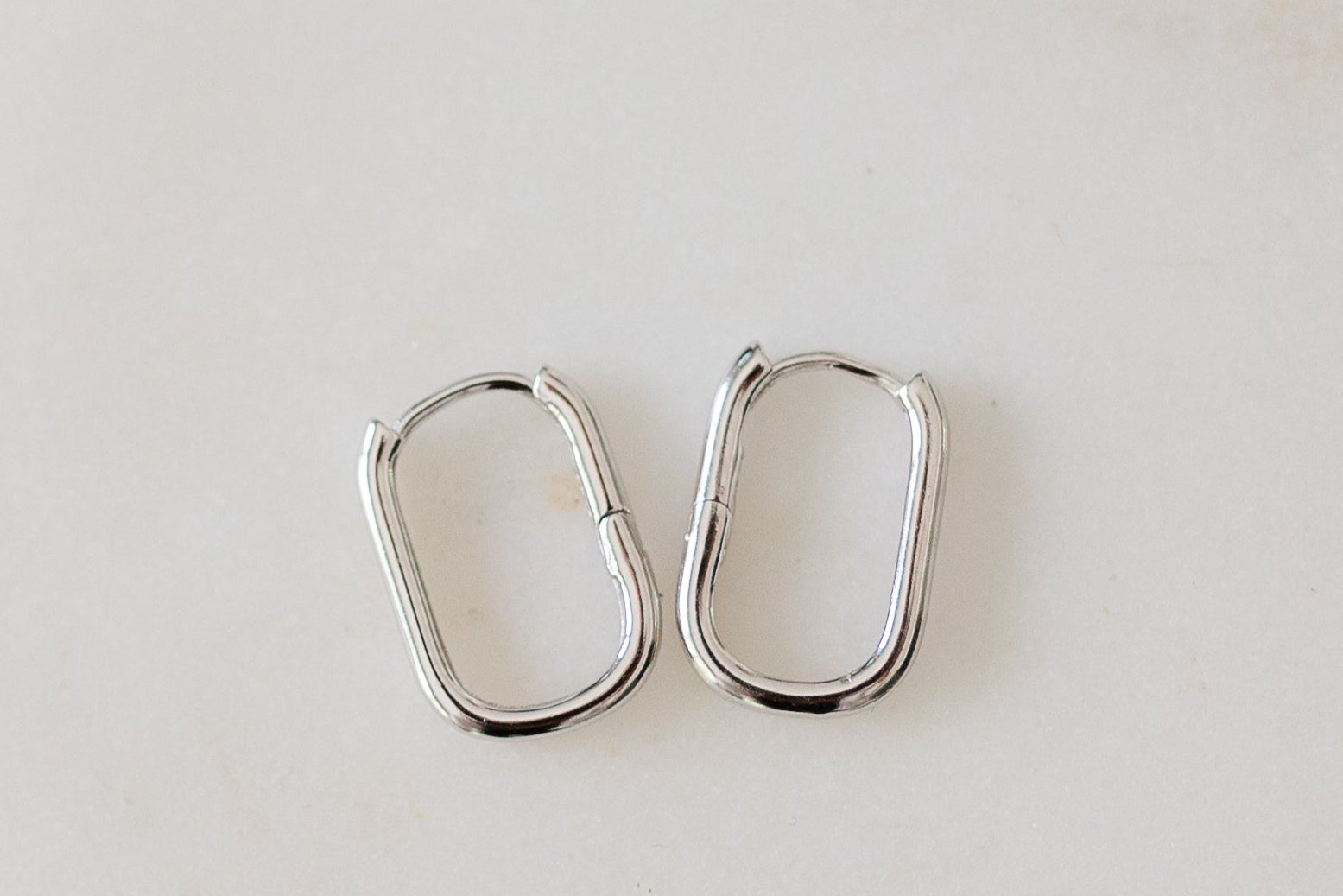 Minimalist Chic Huggies