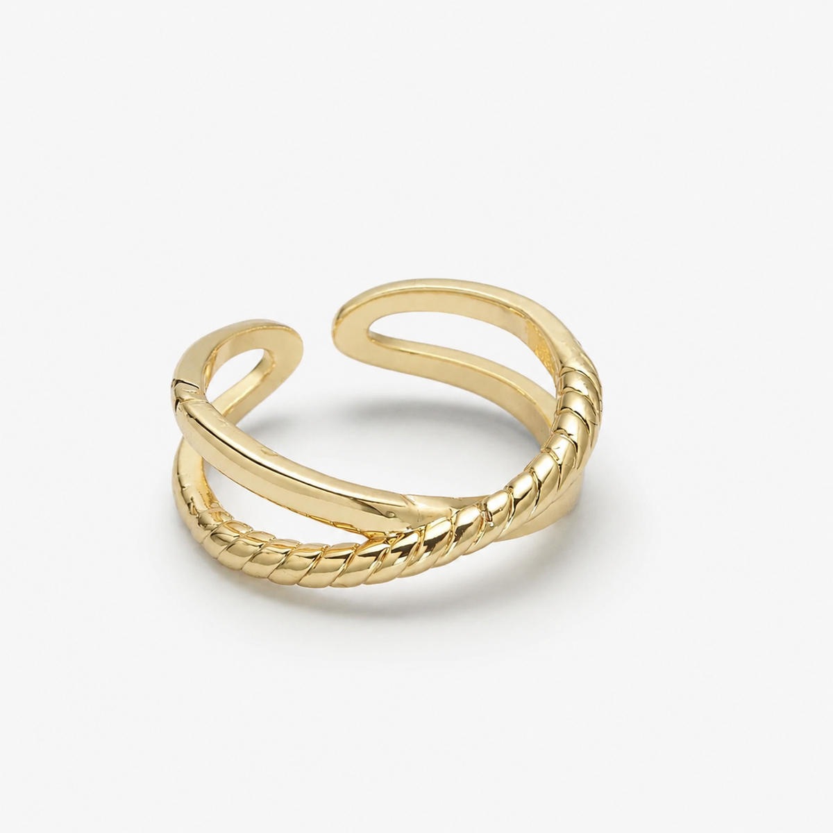 The Hawthorn Twistline Ring