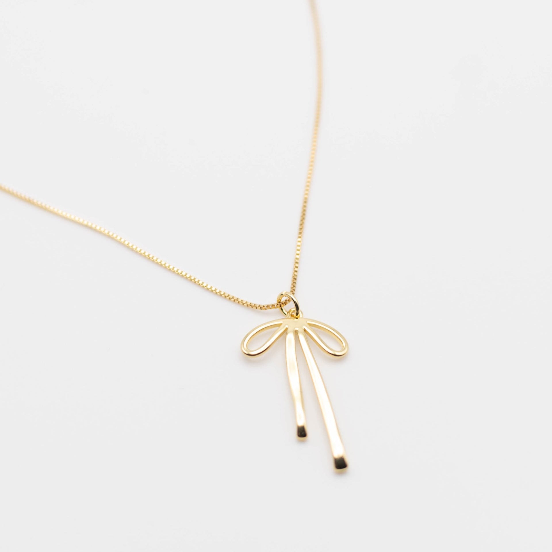Bella Bow Necklace