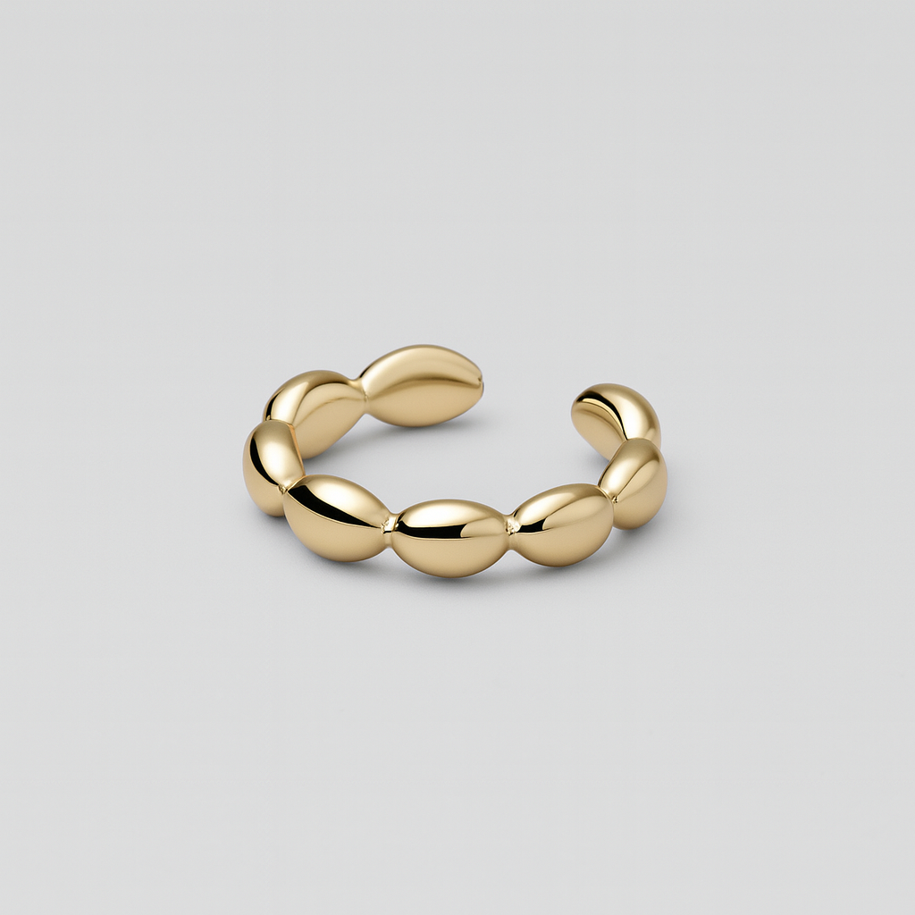 The Belvoir Beadline Ring