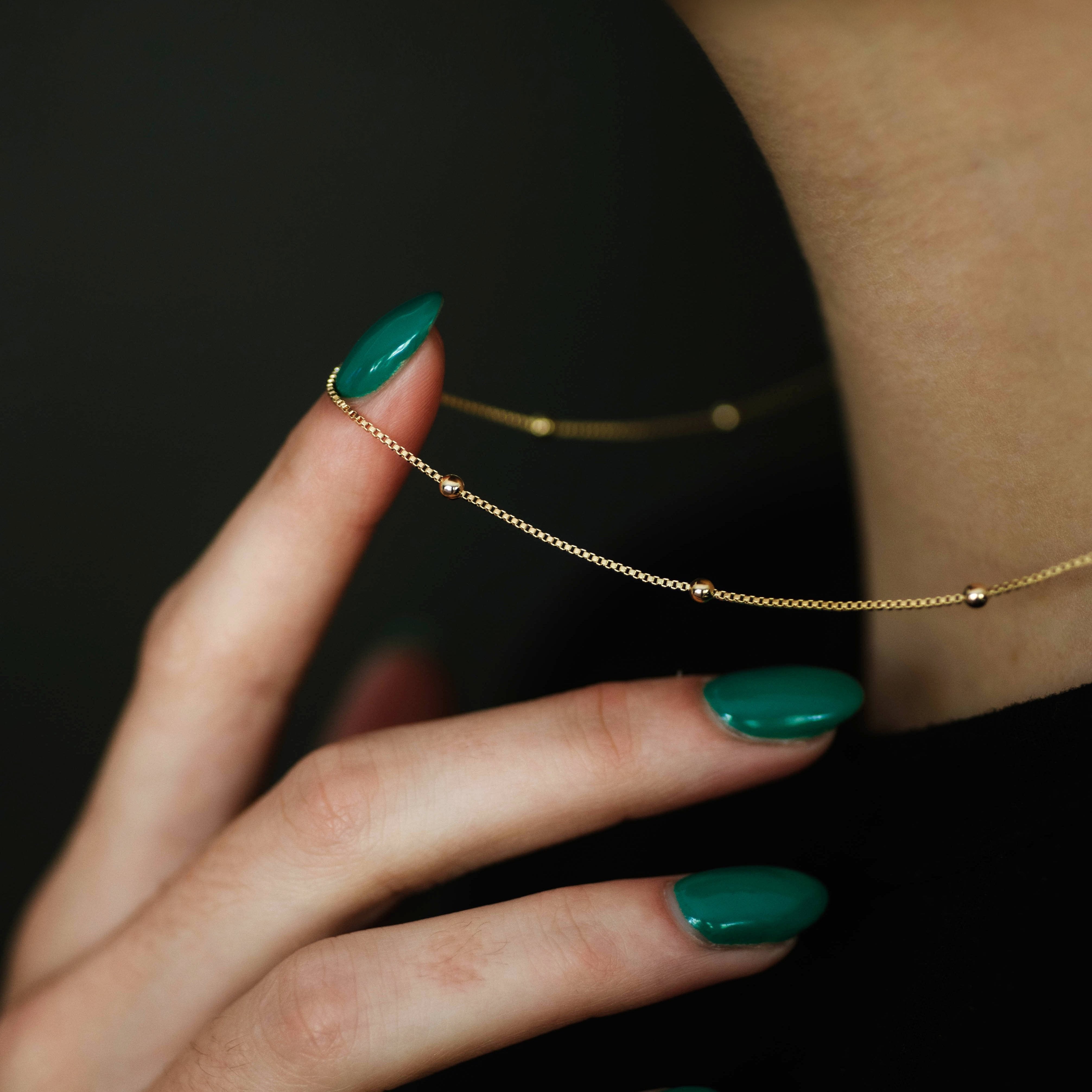 Dainty Dot Necklace