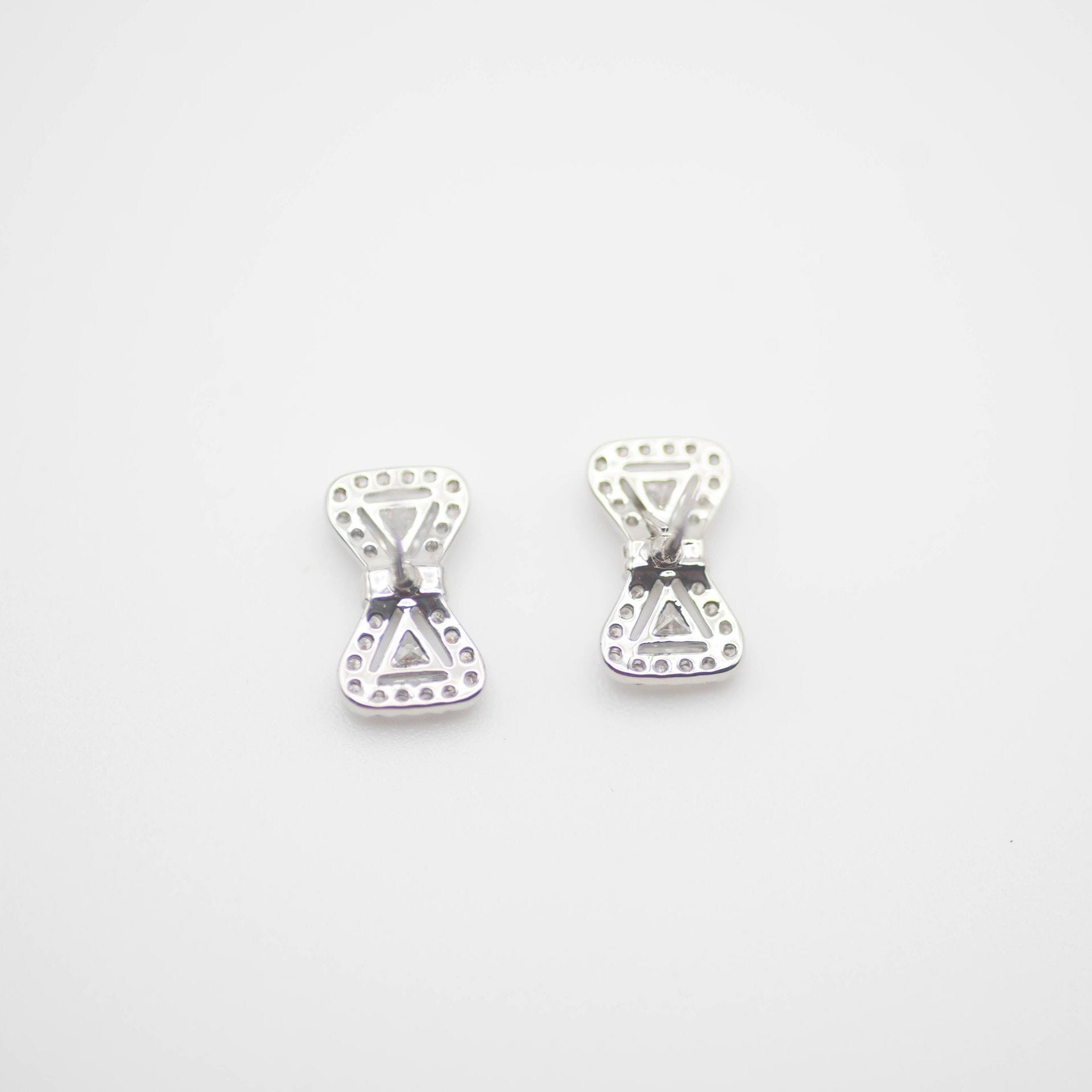 Glamour Bow Studs