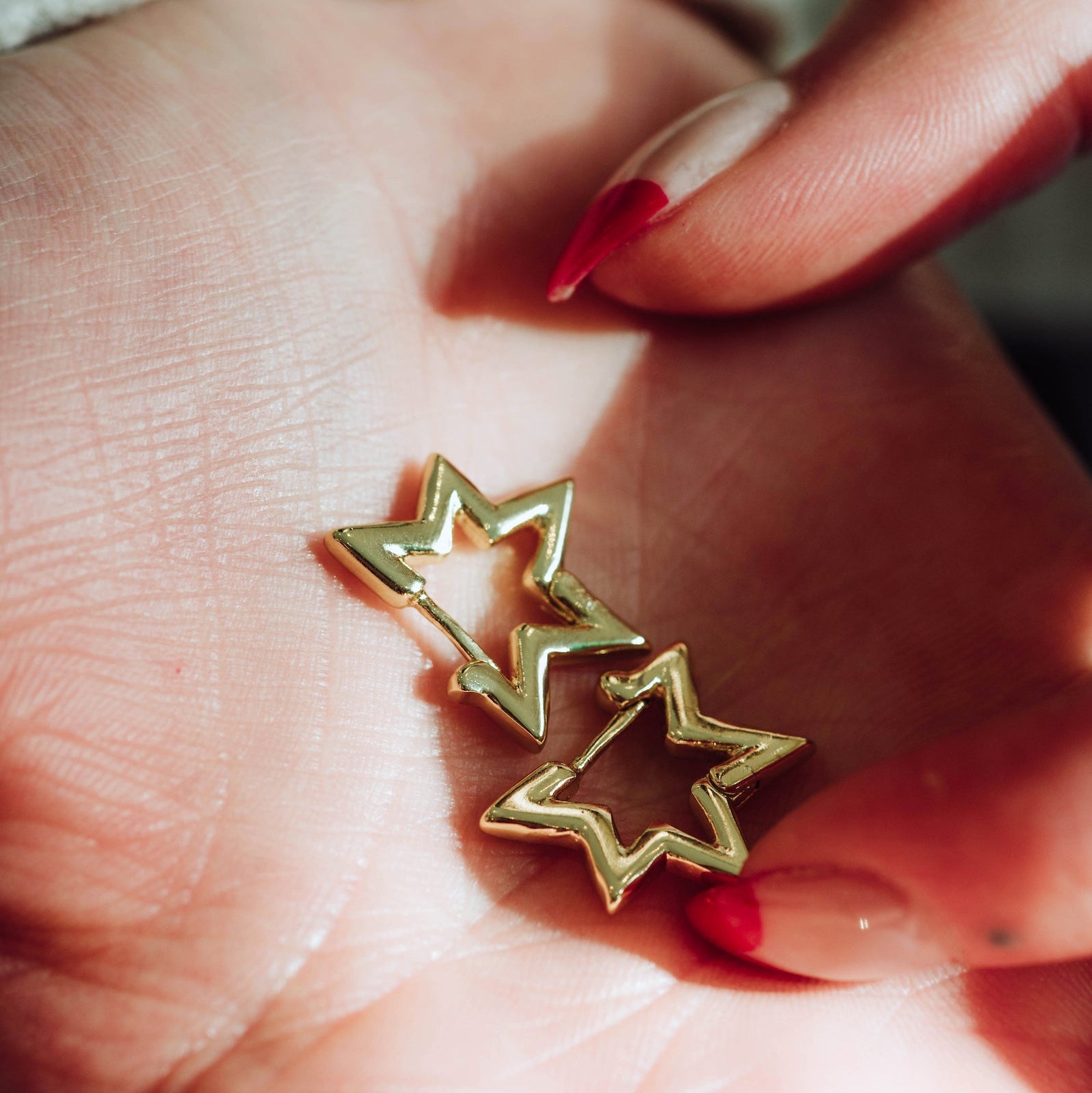 The Serenne Star Hoops