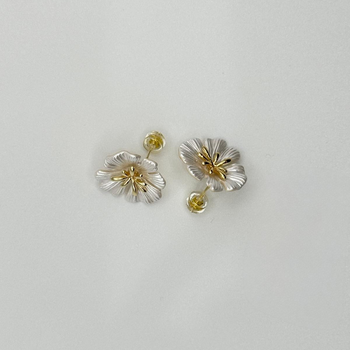 Full Bloom Studs