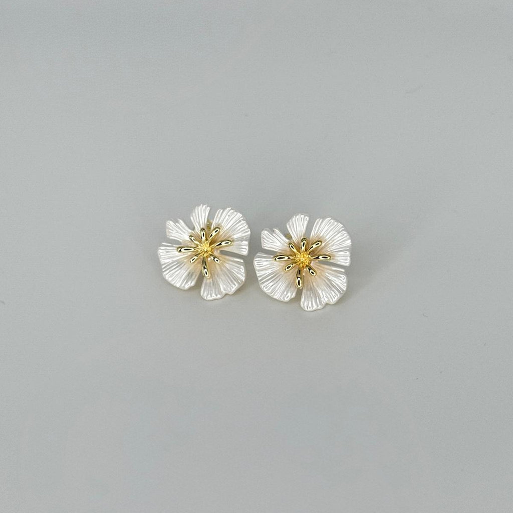 Full Bloom Studs