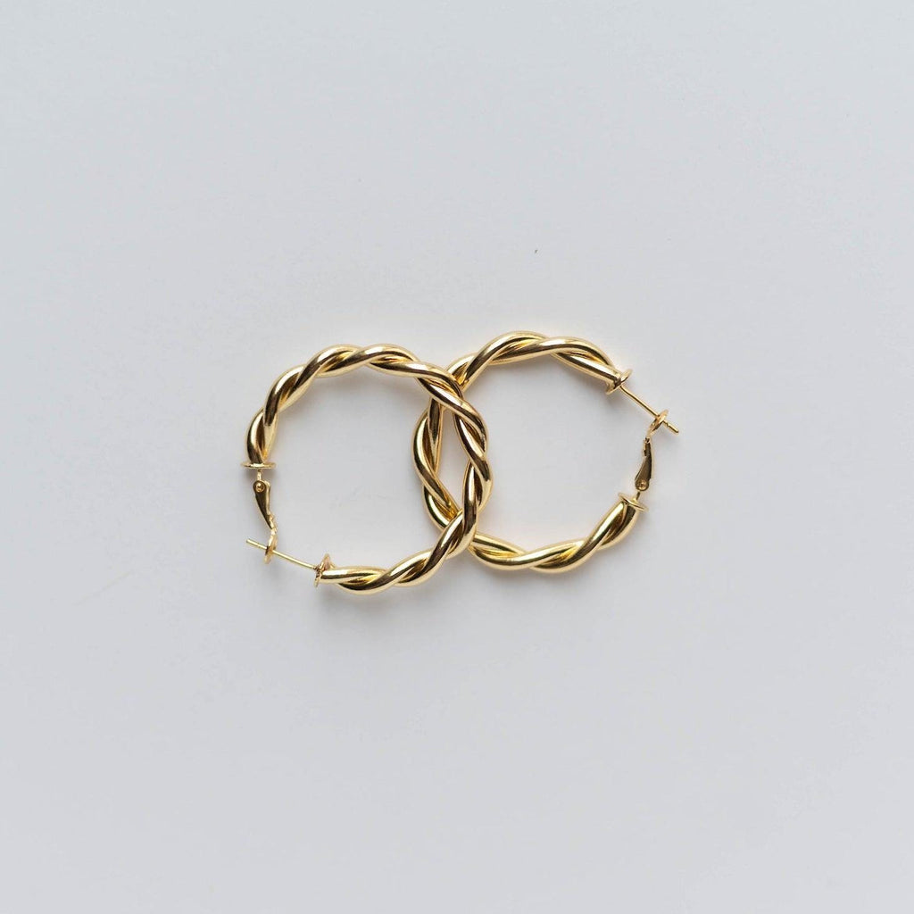 Twisted Love Hoops