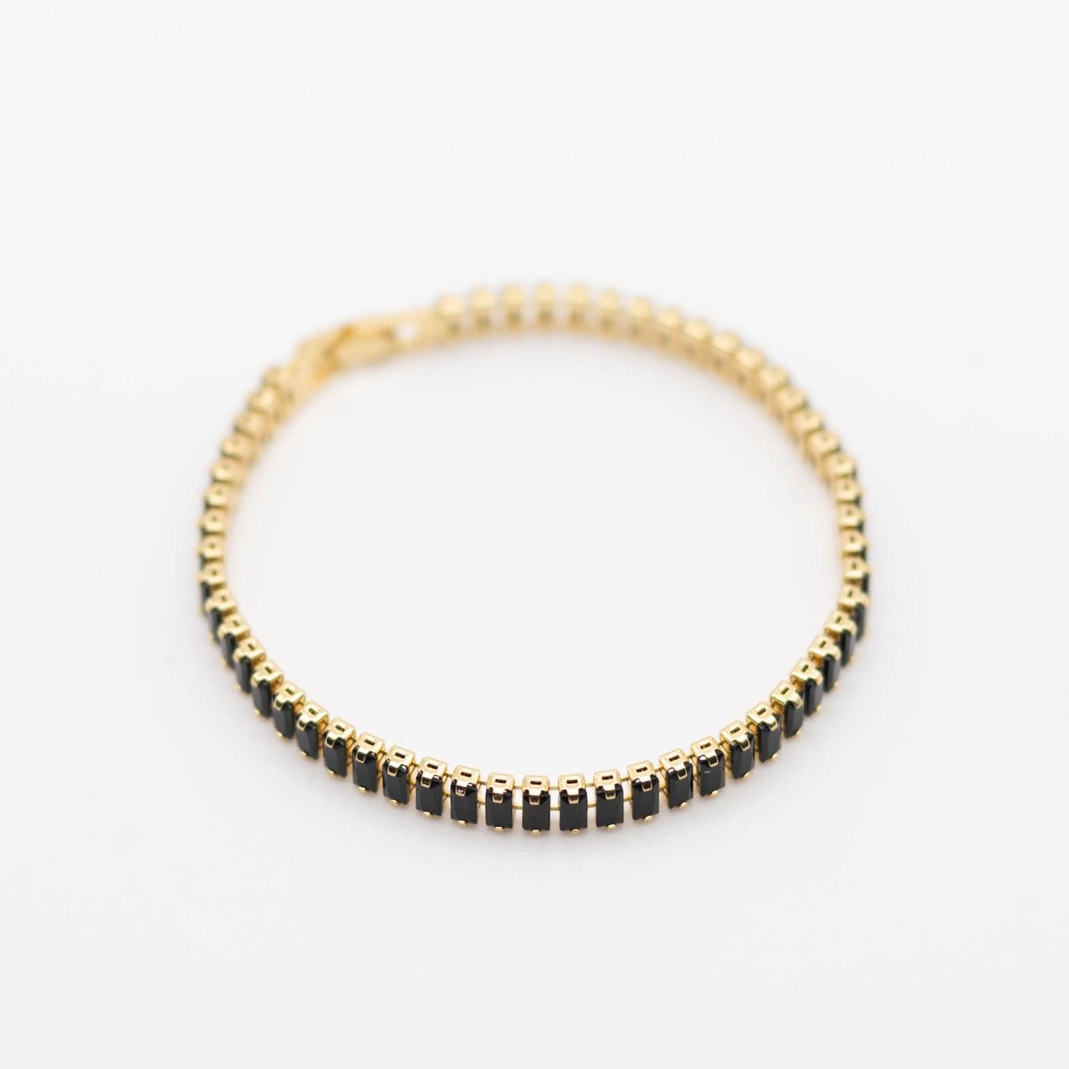 Black Gold Bracelet, Black Tennis Bracelet, Black Stone Bracelet, Gold Filled Tennis Bracelet, Minimalist Tennis Bracelet, Night Bracelet