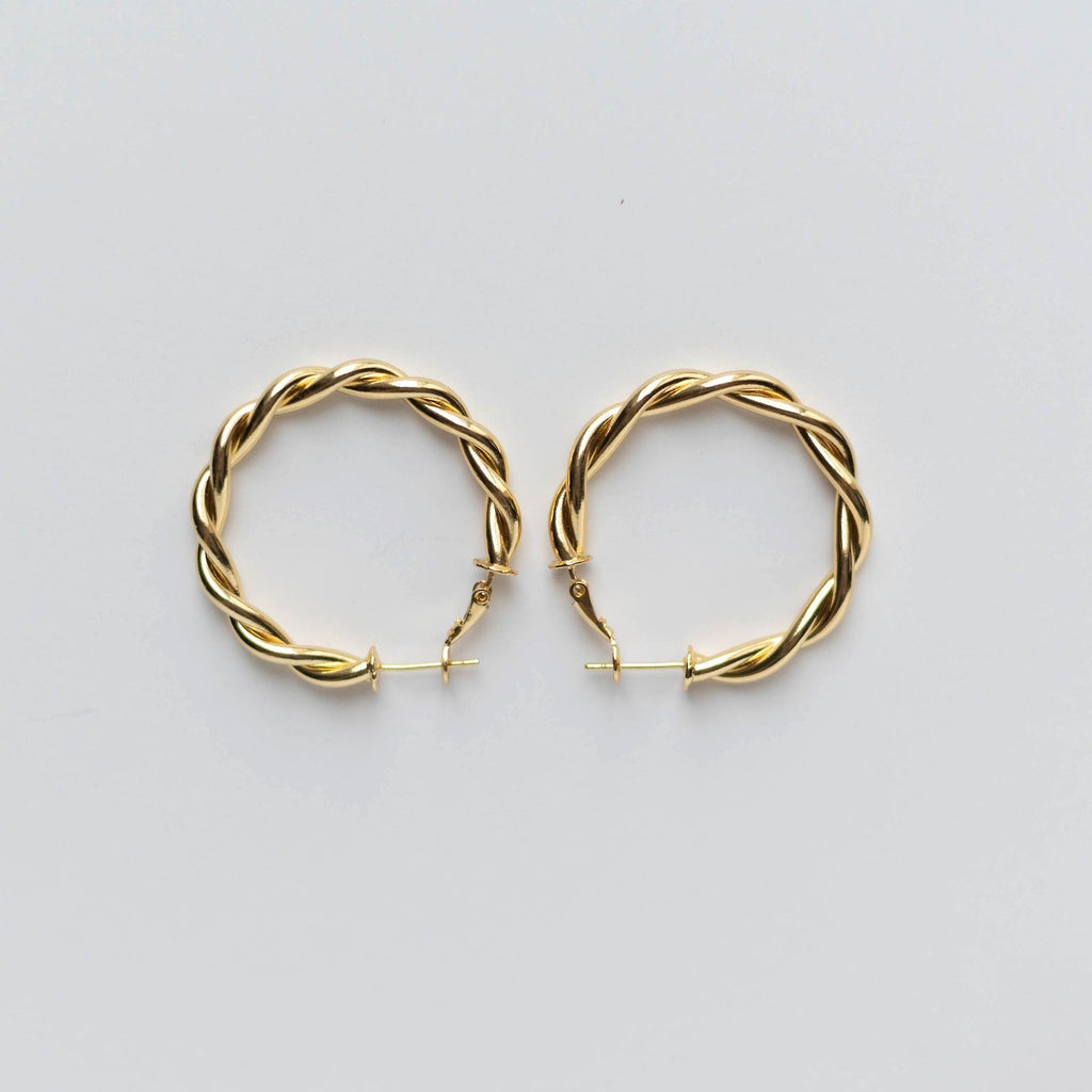 Twisted Love Hoops